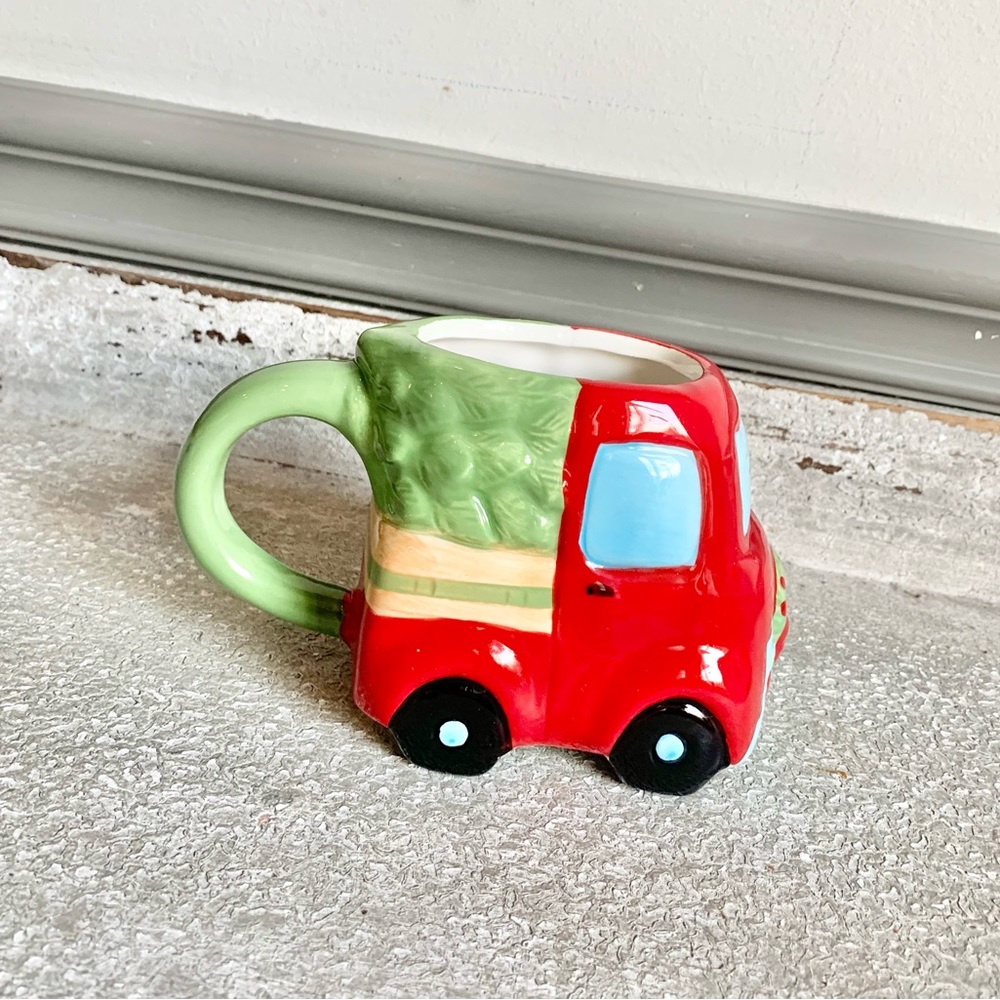 Haven & Key Holiday mug ADORABLE!